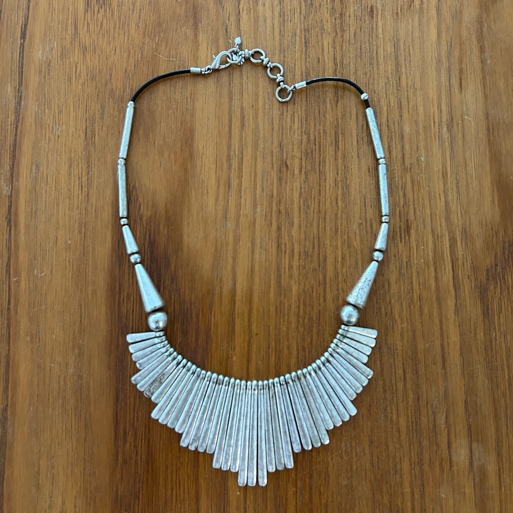 Elegant Silver Necklace